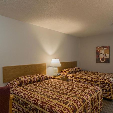 Motel 8 Rock Springs Buitenkant foto