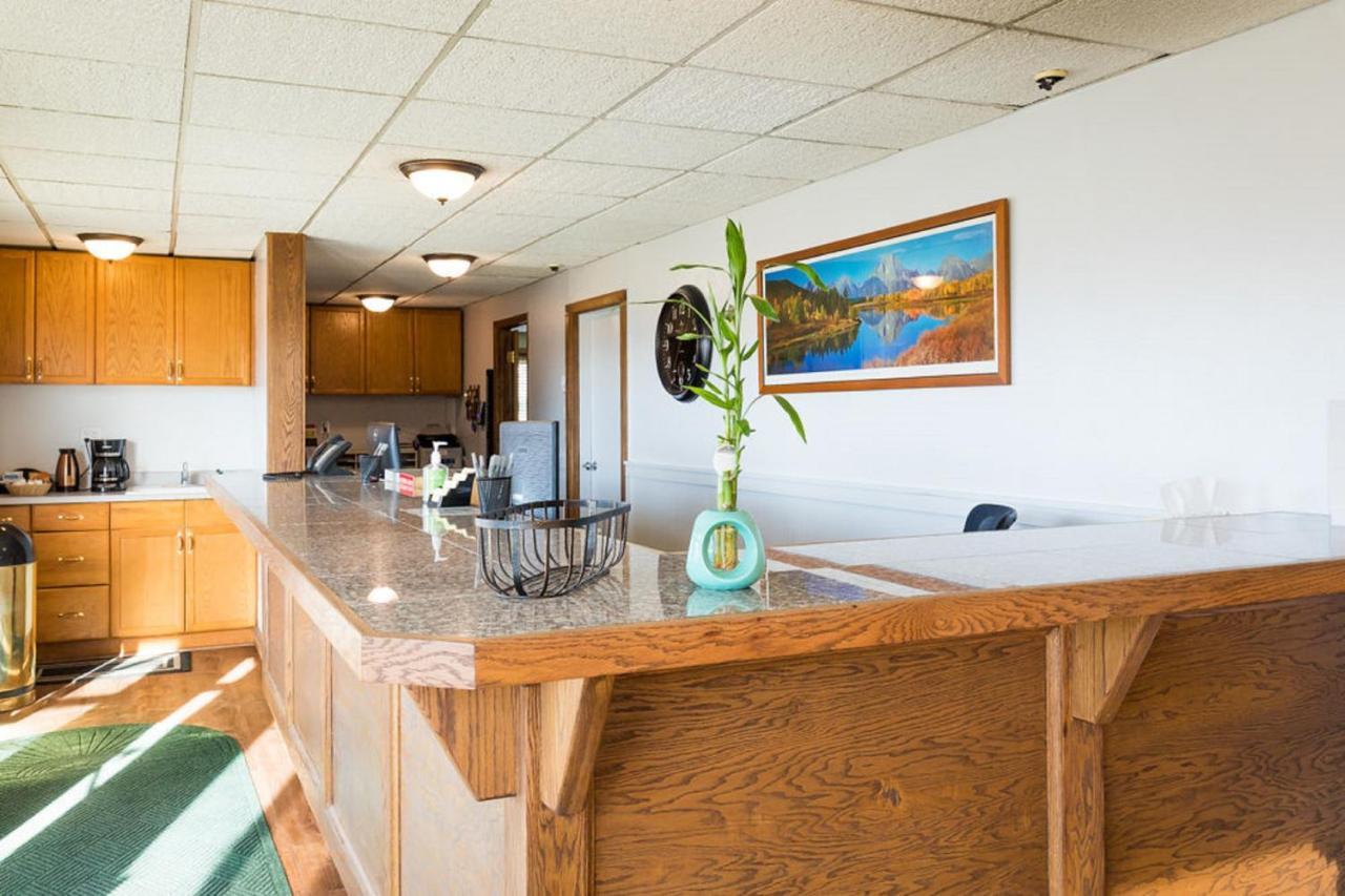 Motel 8 Rock Springs Buitenkant foto